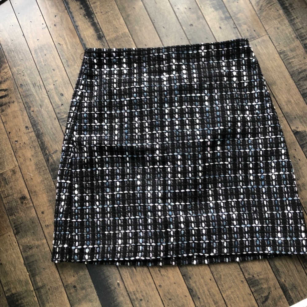 Loft tweed skirt  size 4